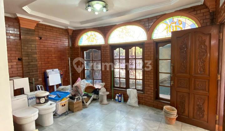 Ready-to-Occupy House in a Strategic Location in Tebet, South Jakarta 2