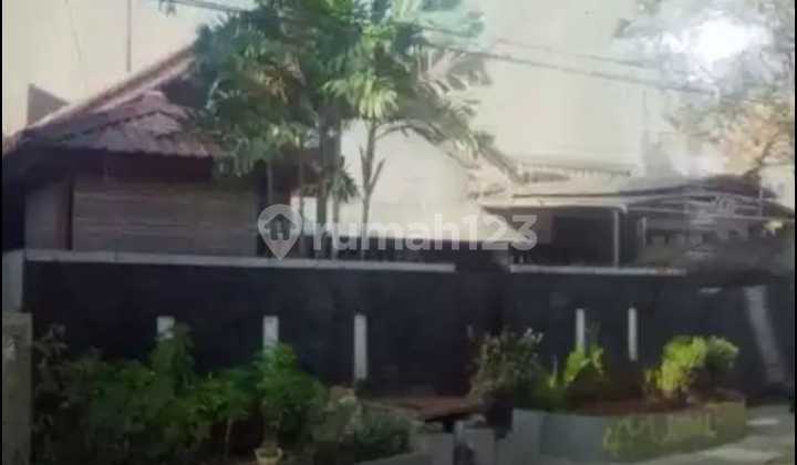Nice House Strategic Location in Salemba, Central Jakarta 2