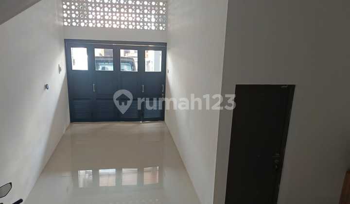 Dijual Rumah Brand New Menarik di Puspa Gading, Kelapa Gading 2