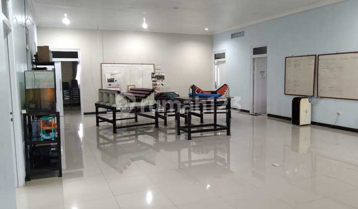 Gudang Bagus Banyak Fasilitas di Narogong, Bekasi