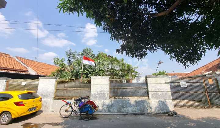 Rumah Di Jl Perintis Klayan 2