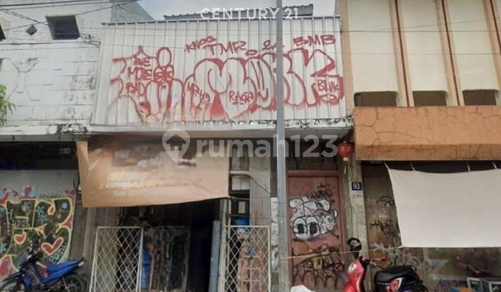 Ruko Toko Lokasi Strategis di Karanggetas Kota Cirebon Ruko Toko Lokasi Strategis di Karanggetas Kota Cirebon