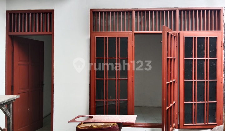 Rumah Pusat Kota Sangat Strategis Depan Mall 2