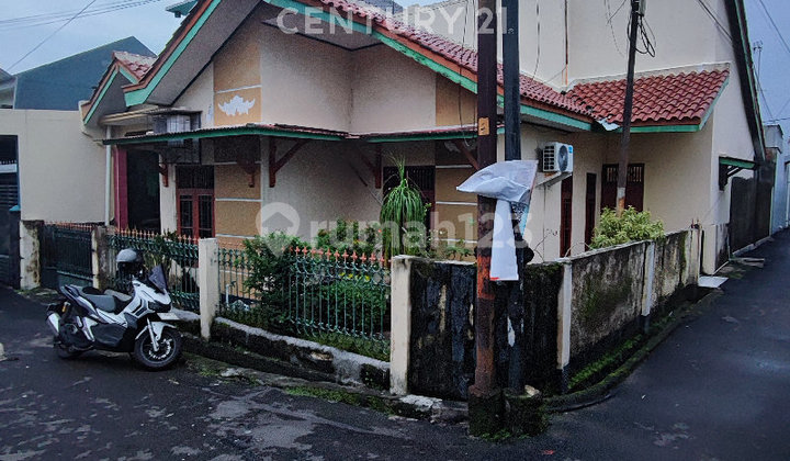Rumah Terawat Hook Merapi Perum Nyaman Tenang
