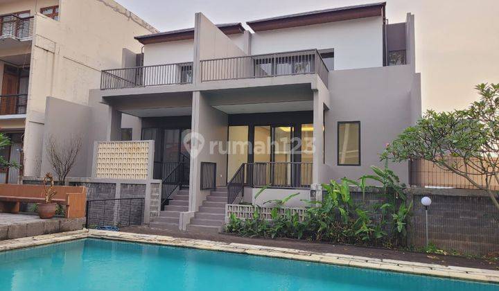 Jual Rumah Setra Duta Minimalis Modern 100% Baru  Dengan Kolam Renang  1