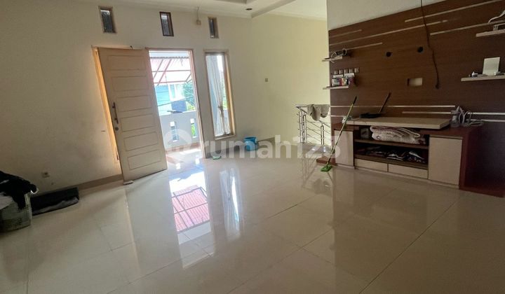 House Position Hook Amaya Residence 2