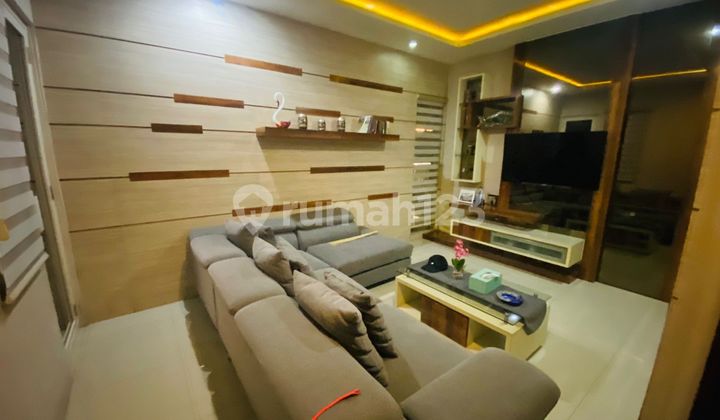 Rumah Kota Baru Parahyangan