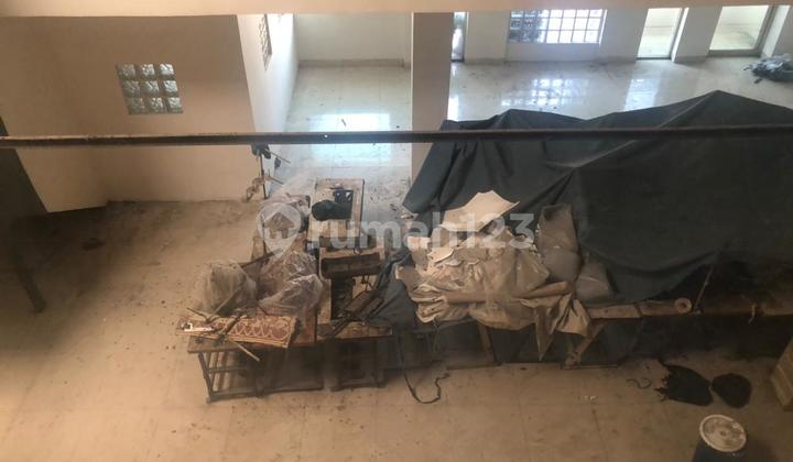 JAUL RUMAH USAHA DI MEKAR WANGI JAUL RUMAH USAHA DI MEKAR WANGI