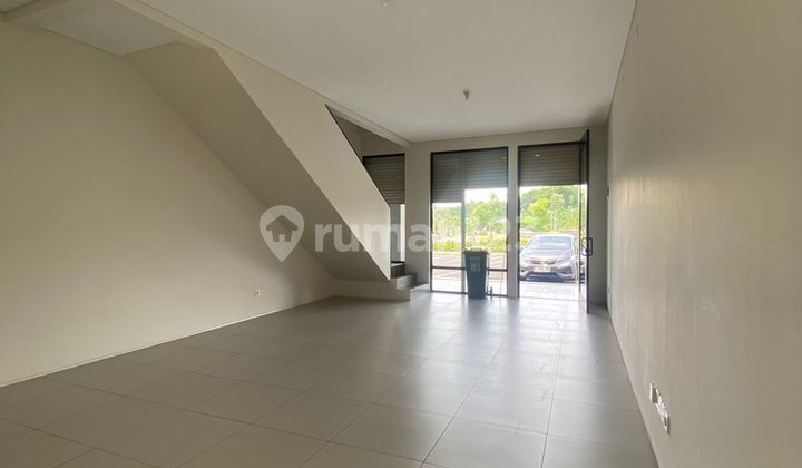 Sewa Ruko Baru Dengan Rooftop Dan View Bagus Parkir Luas Di Kota Baru Parahyangan 