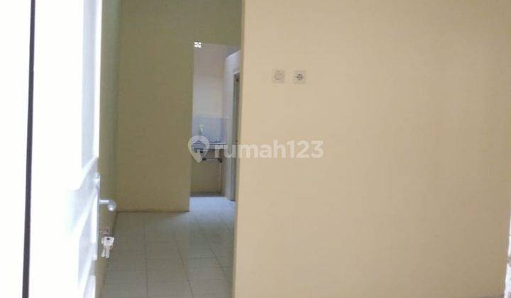 Ruang Usaha Untuk Kontrakan Ada 7 Pintu di Kaliabang 72462 Rn 6