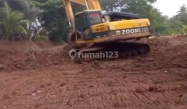 Pinggir Jalan Provinsi Dekat Mayora 2