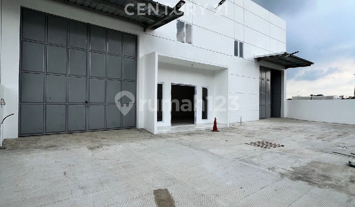 Gudang di Kawasan Industri Delta Silicon Cikarang Luas 736M2