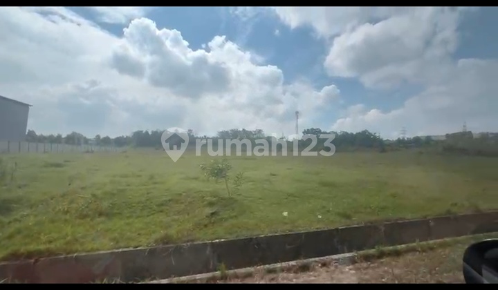 Tanah di Kawasan Industri Greenland Cikarang Pusat Luas 11835 M2