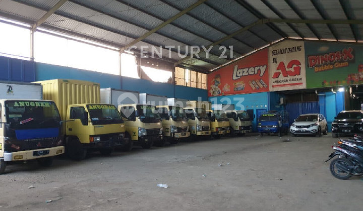 Gudang di Rengas Dengklok Belakang Pasar bisa Sekalian Usaha Gudang di Rengas Dengklok Belakang Pasar bisa Sekalian Usaha