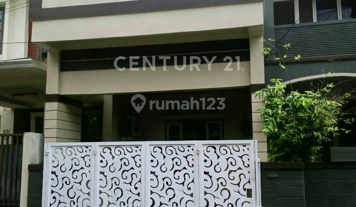 Rumah 2 Lantai Full Furnish Di Perum Kemang Pratama 3 Bekasi 1