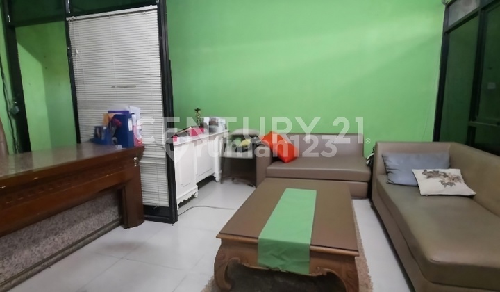 Gudang Akses Container Pinggir Jalan di Cikarang Dekat Jababeka