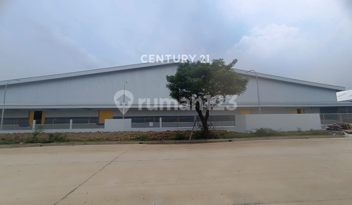 New Warehouse in Delta Silicon Cikarang Industrial Area, Size 8531 M2.