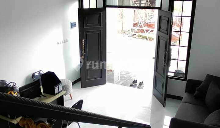 cluster 2 lantai modern classic exclusive kranggan cibubur bekasi