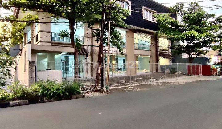 Gedung Kantor 4 Lantai Strategis Kalimalang Jakarta Timur 1