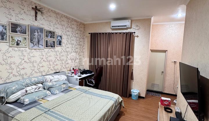 For Sale Lebak Arum House - 2 Floors 2