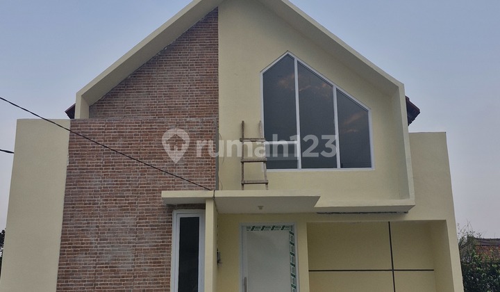 New 300 Million House Next to Indomaret - Strategic Location with SHM Certificate New 300 Million House Next to Indomaret - Strategic Location with SHM Certificate