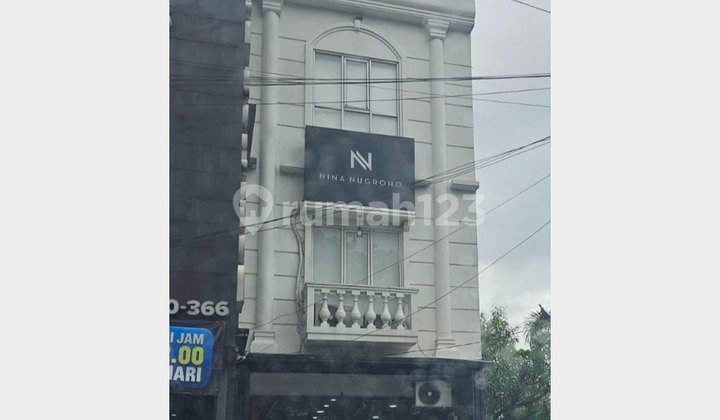 SHOPHOUSE ALTERNATIVE CIBUBUR ROAD BY THE BUSY STREET 1