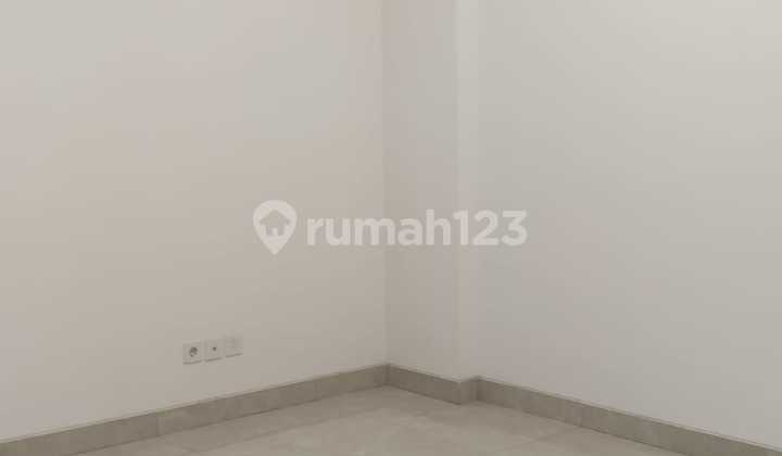 Rumah Mewah 9 M-An, Perumahan Elite Kota Wisata 2