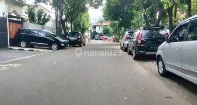 Rumah Tanjung Duren Hitung Tanah 300m 2