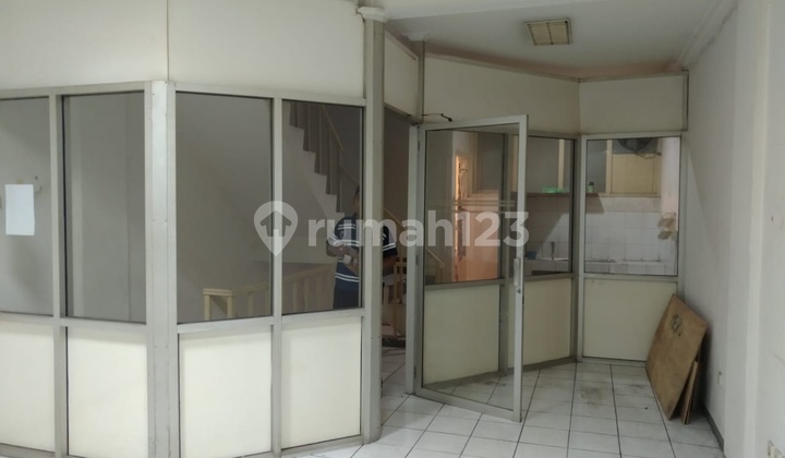 Ruko on Jakarta Street Extension Near Bandung Sports Hall, IBCC, Kiara Artha Park Ruko on Jakarta Street Extension Near Bandung Sports Hall, IBCC, Kiara Artha Park