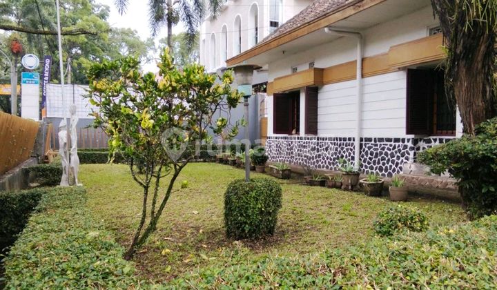 Jual Rumah Sangat Terawat Bangunan Kokoh Tengah Bandung Sayap Jalan Riau