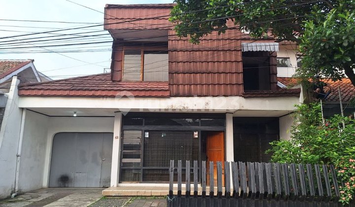 Dijual Rumah Tengah Kota Bandung Sayap Jalan Supratman 1