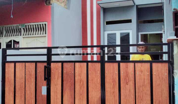 Rumah minimalis  siap Huni Mobil Bebas Banjir  2