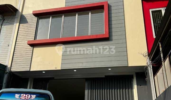 Ruko di Kawasan Komersil Pondok Kopi Cocok Buat Usaha Ruko di Kawasan Komersil Pondok Kopi Cocok Buat Usaha