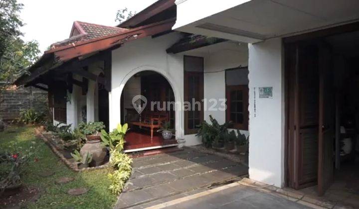 Rumah Classic Lt.740m² Harga Menarik Di Jatiwaringin Akses Toll 2