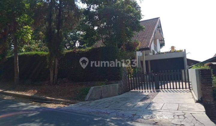 Rumah Cigadung Cikutra Sayap Dago Dkt Itb View Kota Bandung 1