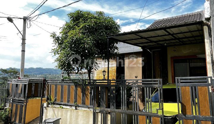 Rumah Butuh Minim Renovasi Komplek Cilengkrang Dekat Alun-Alun Ujung Berung