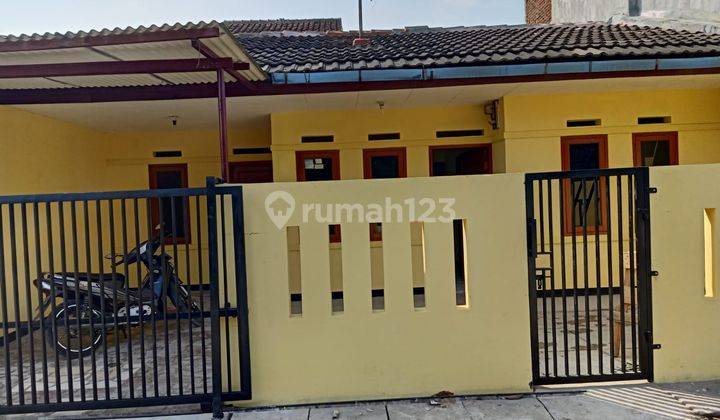 Rumah Baru Renovasi Komplek Riung Bandung 1