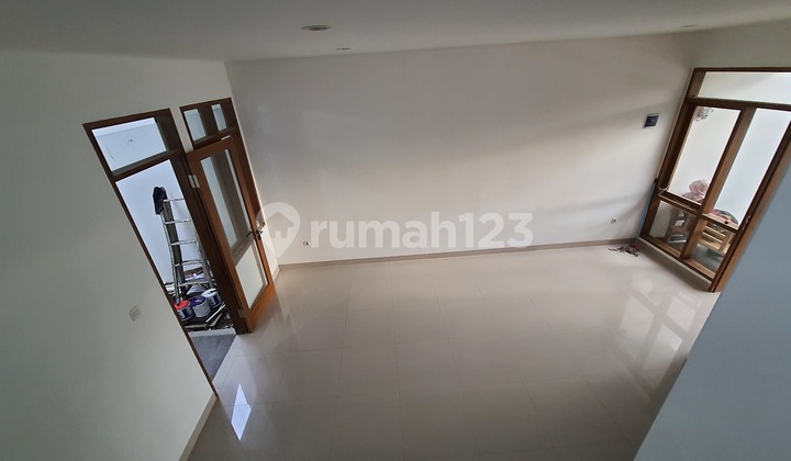 Rumah 2 Lantai Komplek Cisaranten Arcamanik Kota Bandung 5