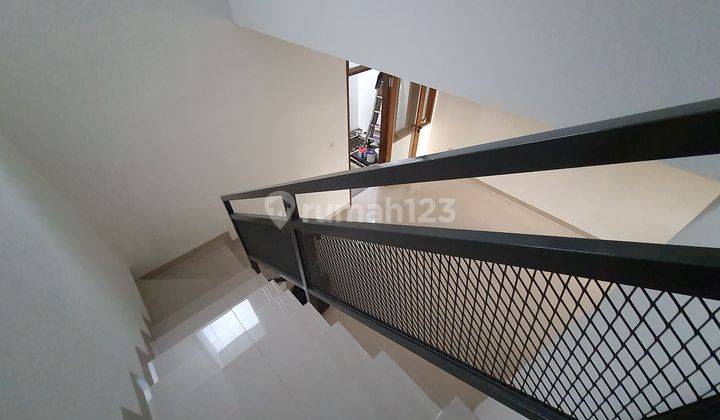 Rumah 2 Lantai Komplek Cisaranten Arcamanik Kota Bandung 6