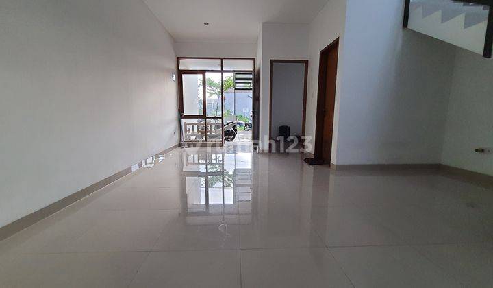 Rumah 2 Lantai Komplek Cisaranten Arcamanik Kota Bandung 19