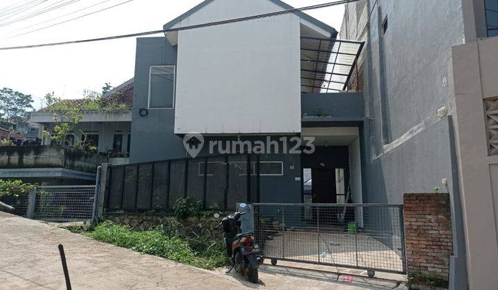 Rumah 2 lantai bagus cikutra highland dkt widyatama borma 1