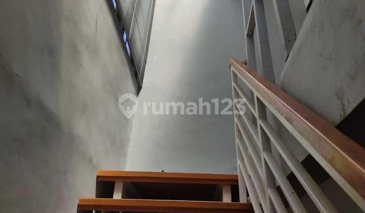 Nice House Unfurnished SHM Cluster Arcamanik, Bandung 2