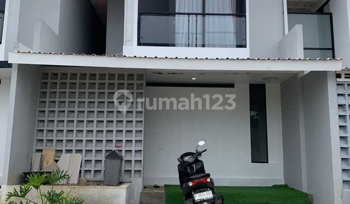 Free Design 2-Story House in Oma Indah Complex, Karangpawitan, Garut Free Design 2-Story House in Oma Indah Complex, Karangpawitan, Garut