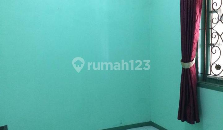 House Needs Minimal Renovation Unfurnished SHM, Bumi Adipura Complex, Gede Bage, Bandung. 2