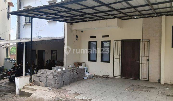 Rumah 2 Lantai Bagus Unfurnished SHM di Cipedes Tengah, Bandung 2