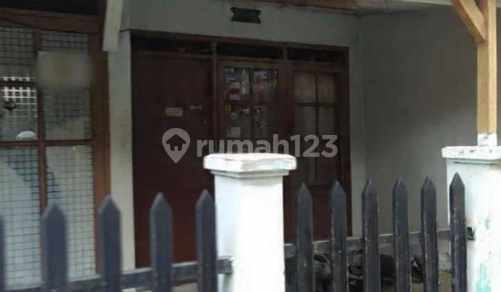 Rumah Butuh Minim Renovasi SHM Dekat di Terminal Antapani, Jl. Terusan Jakarta #274, Antapani Tengah, Antapani, Kota Bandung, Jawa Barat, Indonesia, 40291, Antapani 2