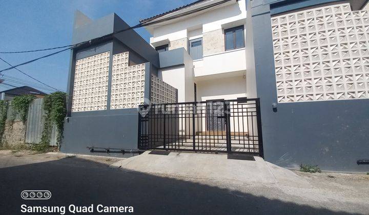 Rumah 2 Lantai Baru Unfurnished SHM di Kalijati Indah Bandung 1