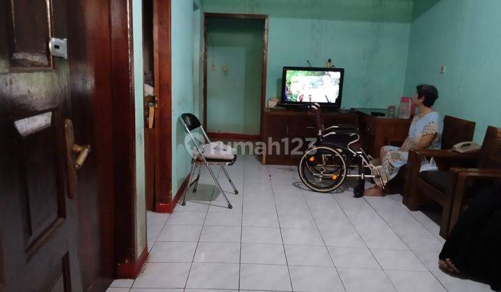 Rumah 2 Lantai Bagus Unfurnished SHM di Cisaranten Endah, Bandung 2