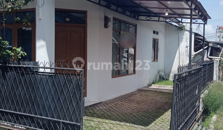 Rumah Butuh Minim Renovasi SHM di Perum Riung Bandung, Jl. Riung Purna Raya, Cisaranten Kidul, Gedebage, Kota Bandung, Jawa Barat, Indonesia, 40294, Rancasari Rumah Butuh Minim Renovasi SHM di Perum Riung Bandung, Jl. Riung Purna Raya, Cisaranten Kidul, Gedebage, Kota Bandung, Jawa Barat, Indonesia, 40294, Rancasari