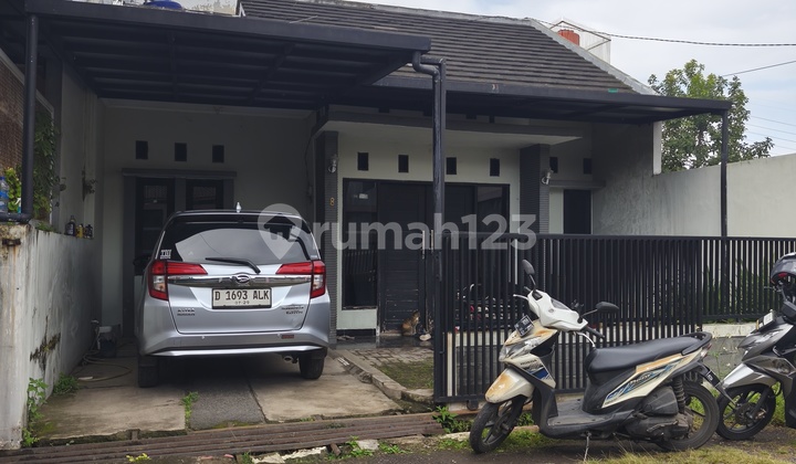 Rumah Butuh Minim Renovasi SHM Cluster Cisaranten Arcamanik